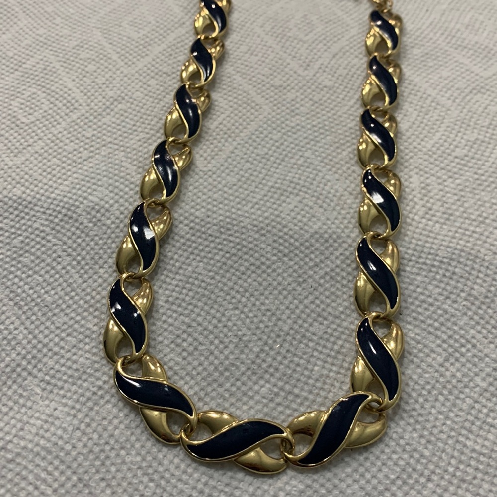 90’s Navy‎ and gold infinity necklace